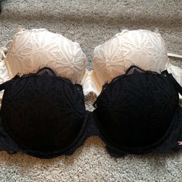 2 for 1 VS bras!! - Picture 1 of 8